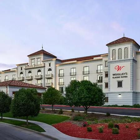 Woolley'S Classic Suites-3